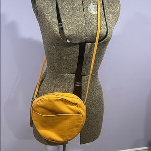BAGGU Mustard Crossbody Bag
